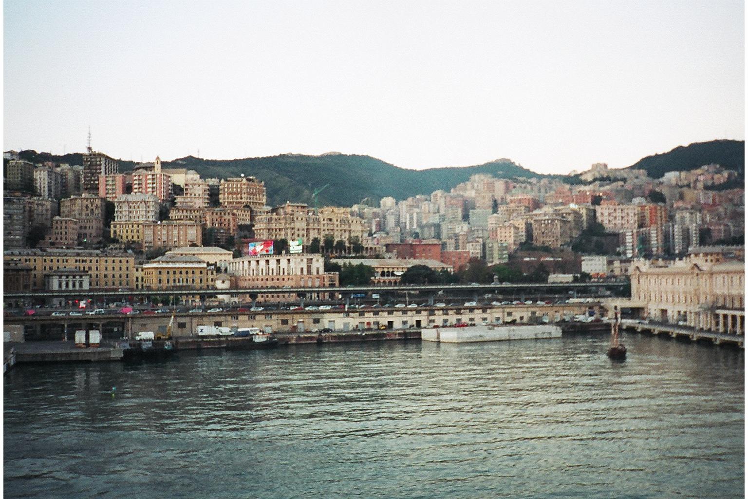 genoaitalyseaport.jpg